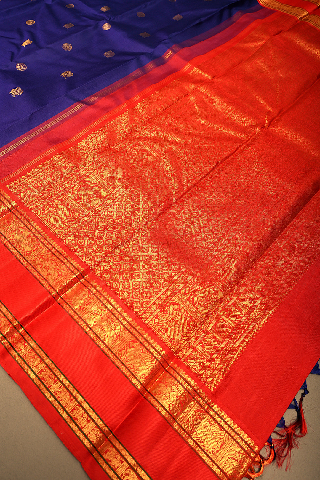 Purplish Blue Korvai Kanjivaram Pure Silk Saree with Zari Buttas and Contrast Zari Border | SILK MARK CERTIFIED | SHOBITAM