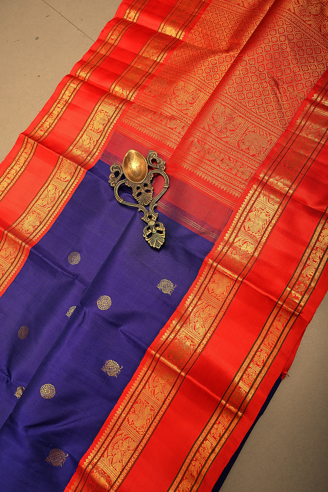 Purplish Blue Korvai Kanjivaram Pure Silk Saree with Zari Buttas and Contrast Zari Border | SILK MARK CERTIFIED | SHOBITAM