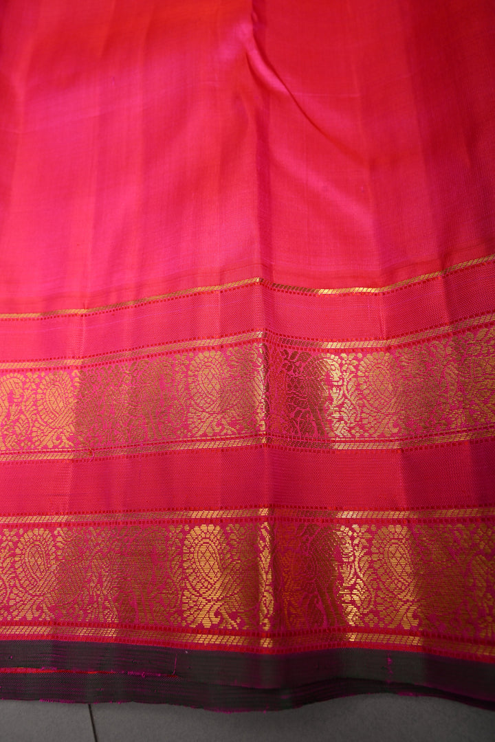 Cream Korvai Kanjivaram Pure Silk Saree with Zari Buttas and Contrast Zari Border | SILK MARK CERTIFIED | SHOBITAM