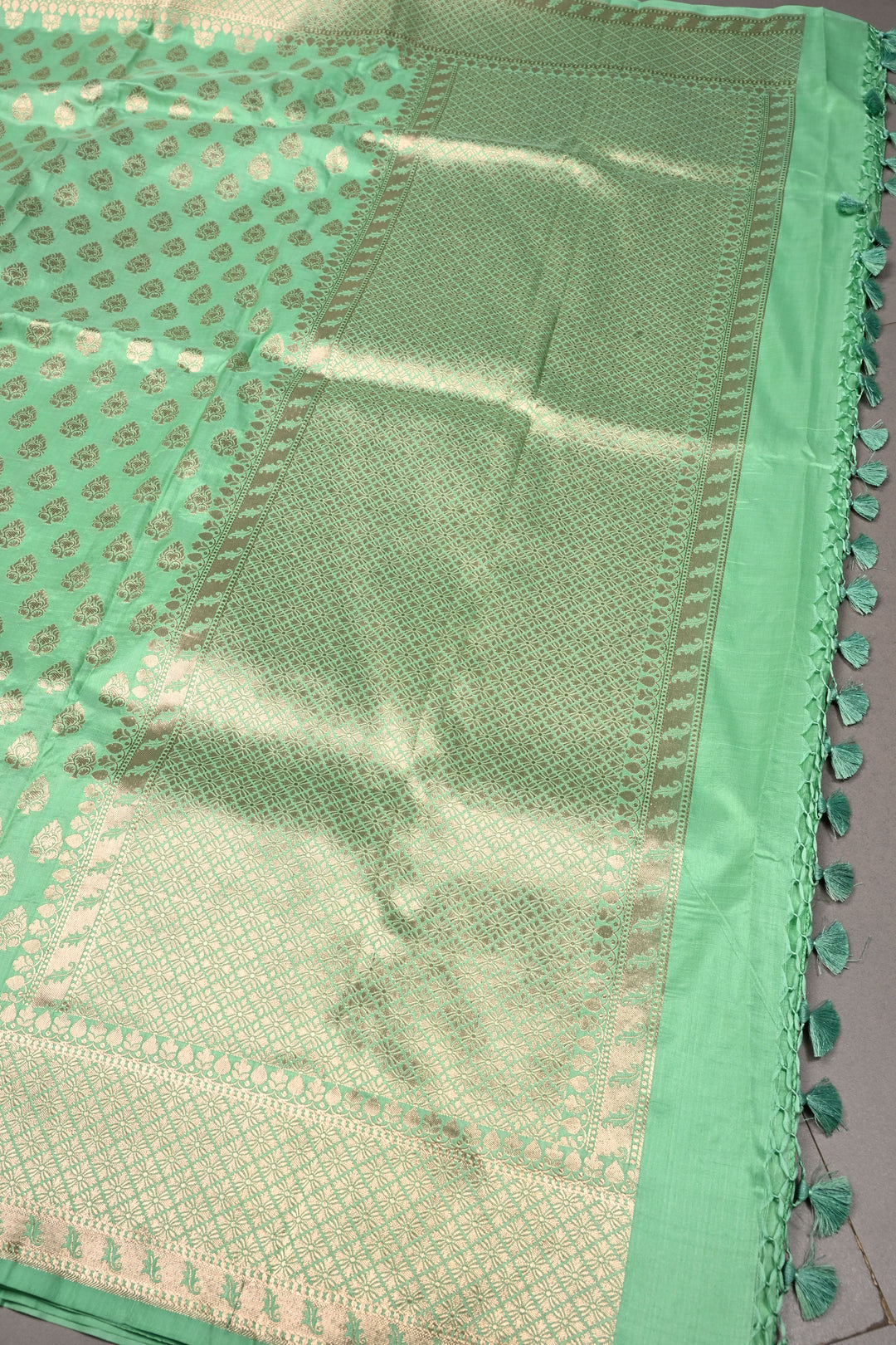 Green Pure Banarasi Katan Silk Saree with Floral Zari Buttas Brocade and Zari Border | SILK MARK CERTIFIED | SHOBITAM