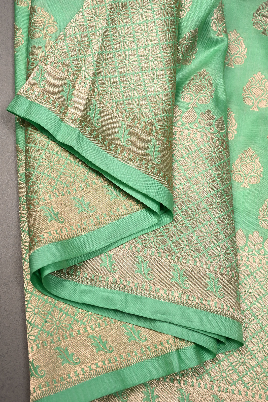 Green Pure Banarasi Katan Silk Saree with Floral Zari Buttas Brocade and Zari Border | SILK MARK CERTIFIED | SHOBITAM
