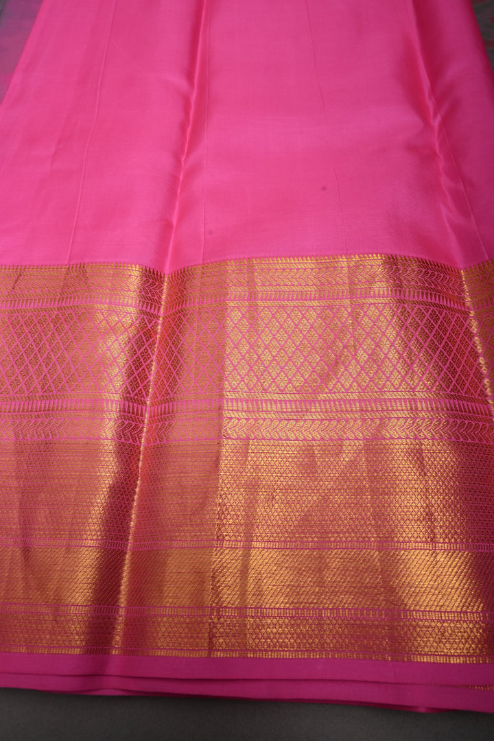 Contemporary Dusty Lavender-Pink Pure Kanjivaram Silk Saree with Leaves Foliage Design and Zari Border | SILK MARK CERTIFIED | SHOBITAM