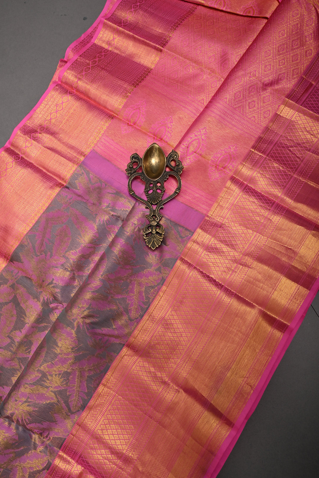 Contemporary Dusty Lavender-Pink Pure Kanjivaram Silk Saree with Leaves Foliage Design and Zari Border | SILK MARK CERTIFIED | SHOBITAM