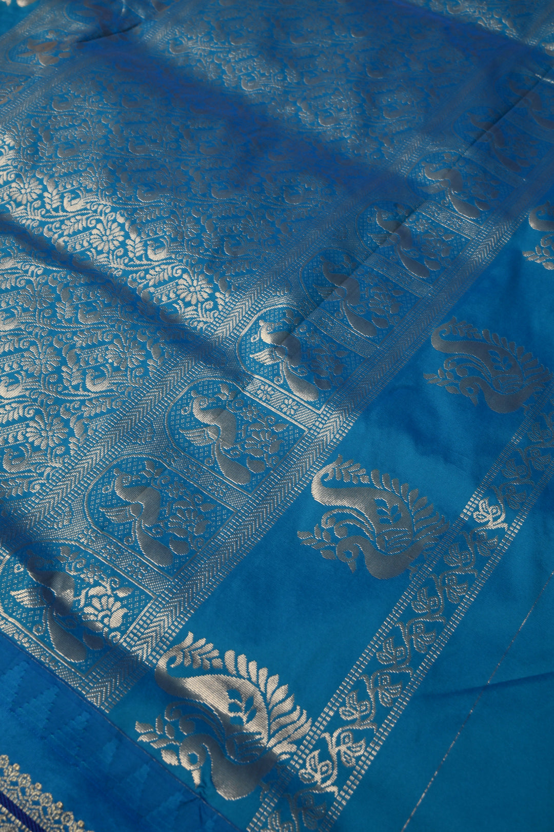 9 Yards Madisar Mustard Orange Dual Tone Semi Silk Saree with Zari Buttas and Contrast Zari Border , No Blouse Piece9