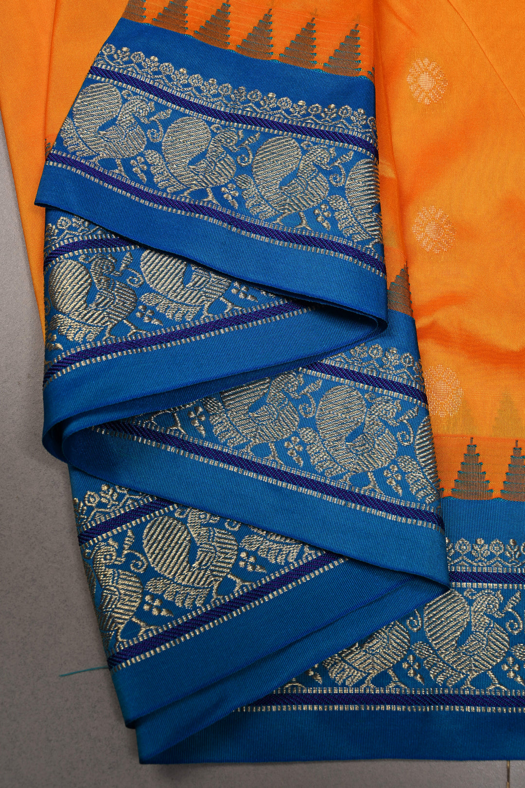 9 Yards Madisar Mustard Orange Dual Tone Semi Silk Saree with Zari Buttas and Contrast Zari Border , No Blouse Piece9