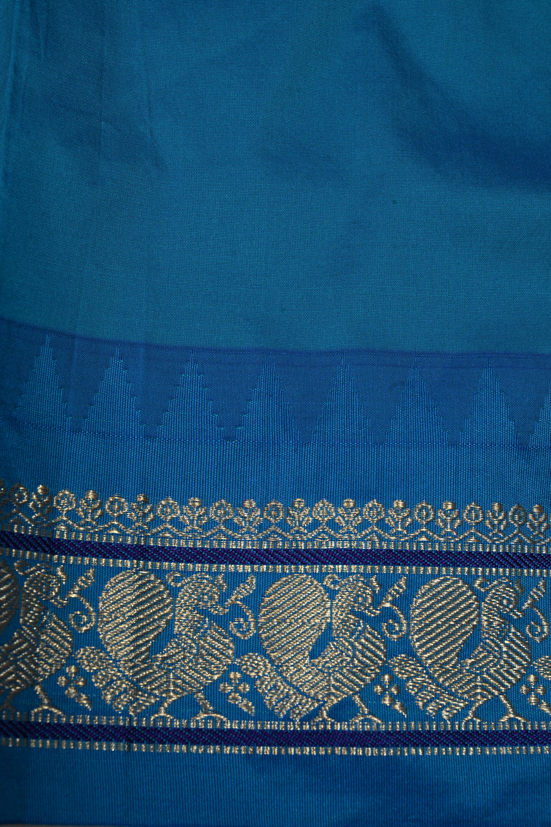 9 Yards Madisar Mustard Orange Dual Tone Semi Silk Saree with Zari Buttas and Contrast Zari Border , No Blouse Piece9