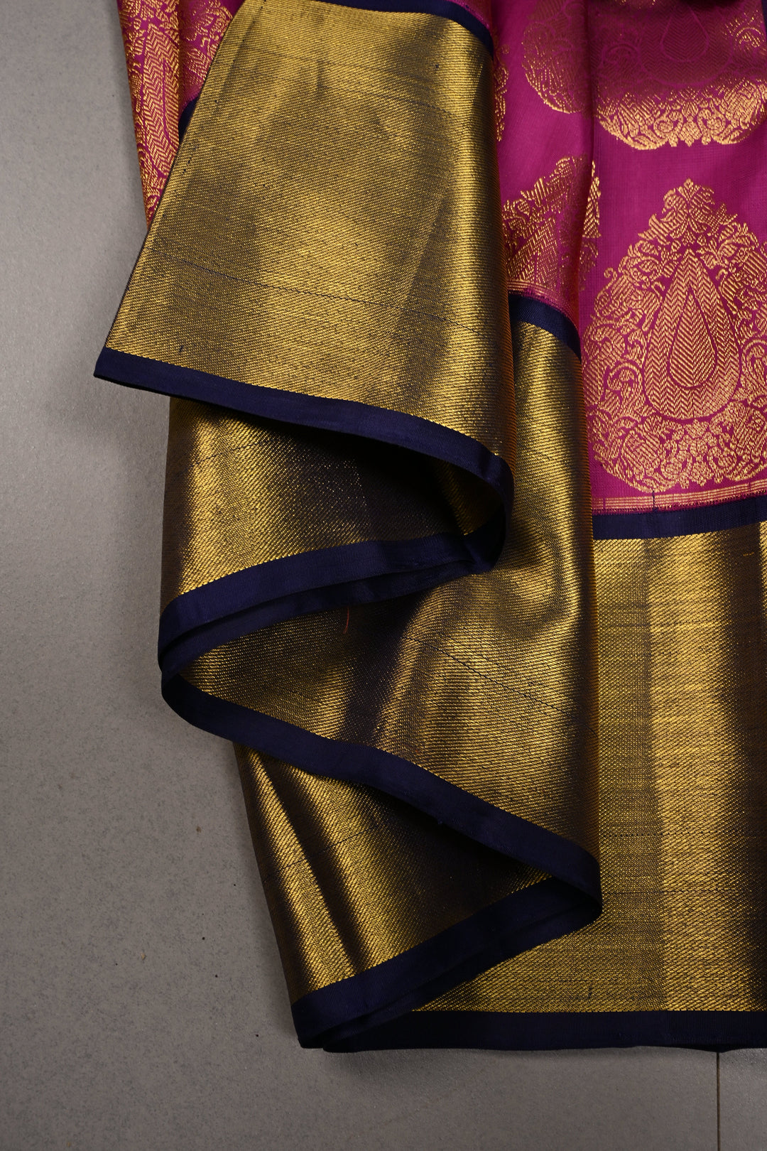 Magenta Pure Kanjivaram Silk Saree with Zari Brocade and Contrast Zari Border | SILK MARK CERTIFIED | SHOBITAM