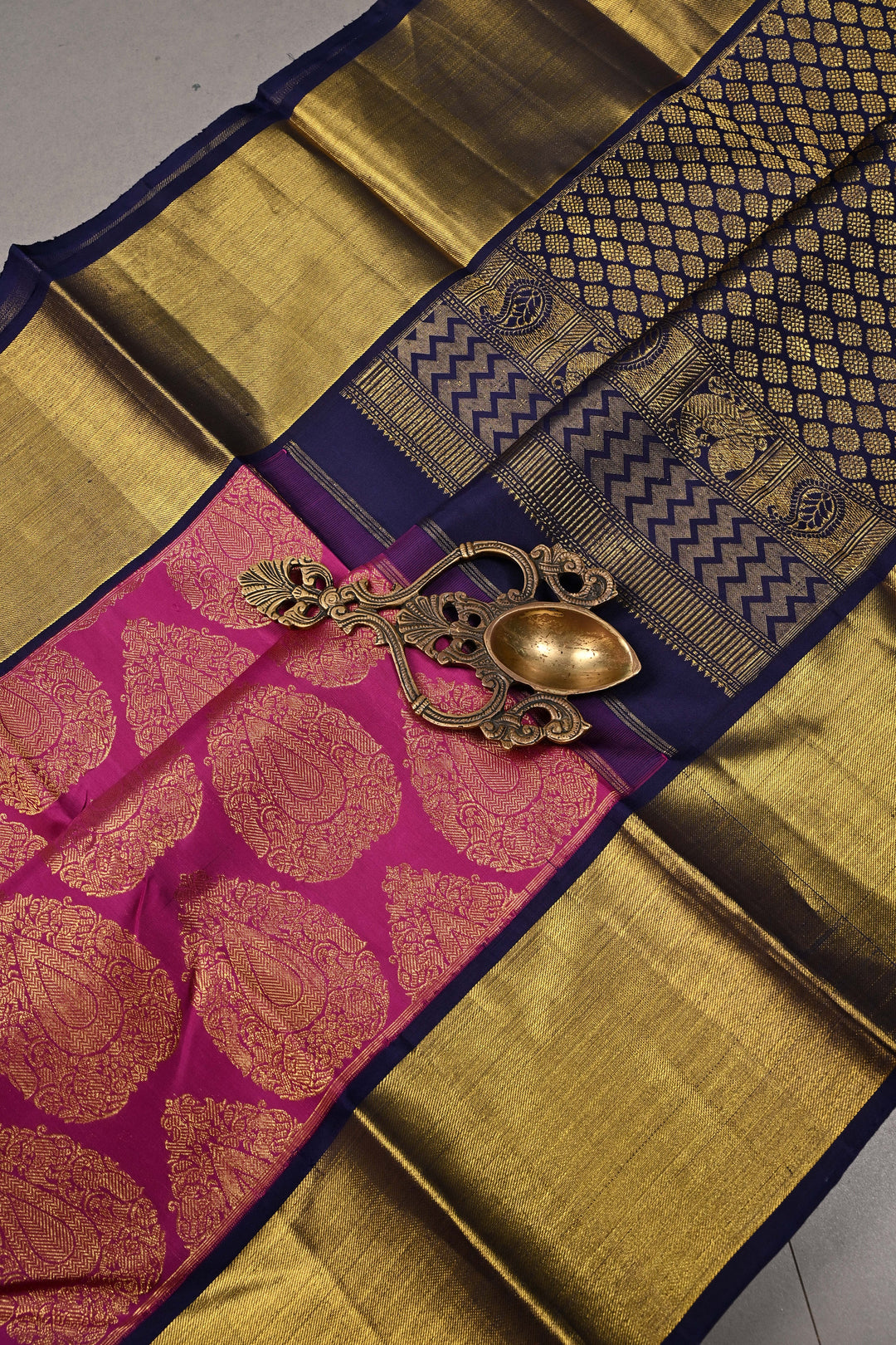 Magenta Pure Kanjivaram Silk Saree with Zari Brocade and Contrast Zari Border | SILK MARK CERTIFIED | SHOBITAM