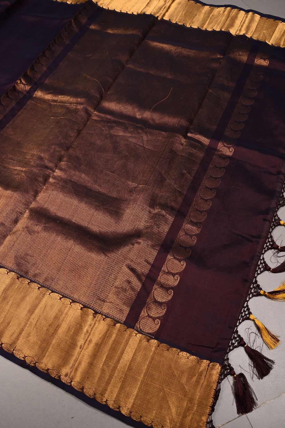 Kanchana Dual tone Kanchi Silk Cotton 100% Handloom Saree with Zari Border | SHOBITAM