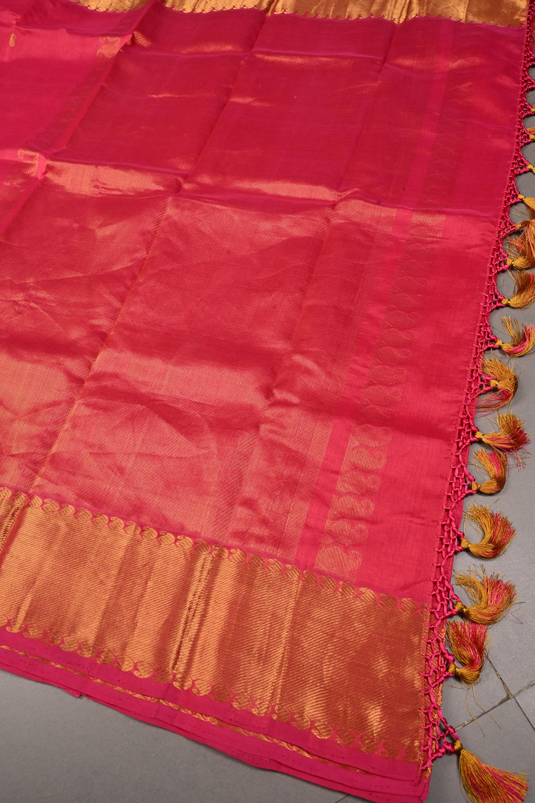French Rose Kanchi Silk Cotton 100% Handloom Saree with Paisley Zari Buttas and Zari Border | SHOBITAM