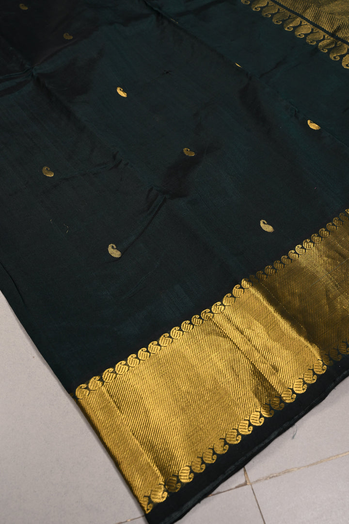 Dark Hunter Green Kanchi Silk Cotton 100% Handloom Saree with Paisley Zari Buttas and Zari Border | SHOBITAM