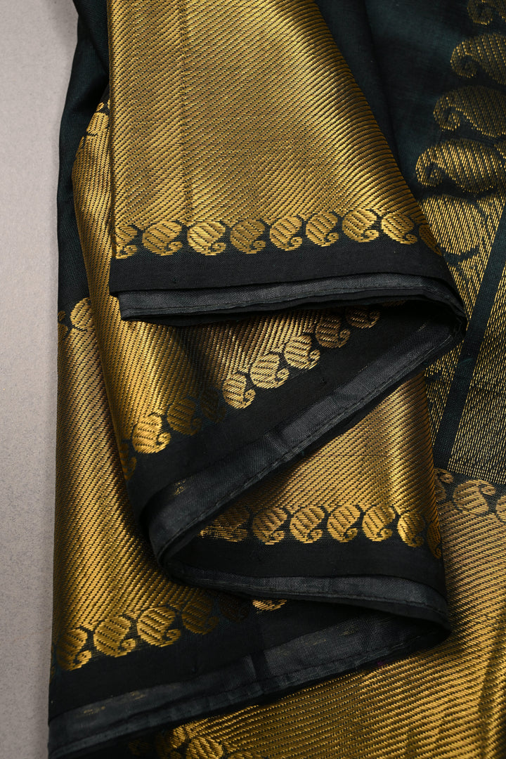 Dark Hunter Green Kanchi Silk Cotton 100% Handloom Saree with Paisley Zari Buttas and Zari Border | SHOBITAM