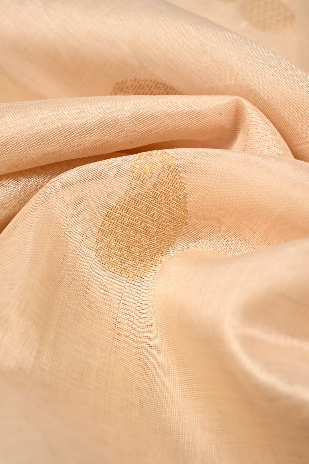 Off White Kanchi Silk Cotton Handloom Saree with Paisley Zari Buttas and Contrast Zari Border | SHOBITAM