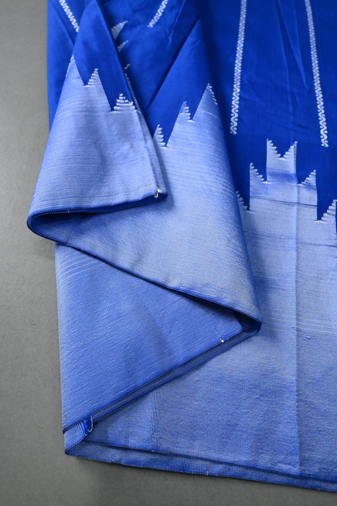 Royal Blue Zariless Ilkal Weave Art Silk Bagalkote Saree with Resham Veldhari Horizontal Stripes and Contrast Temple Border | SHOBITAM