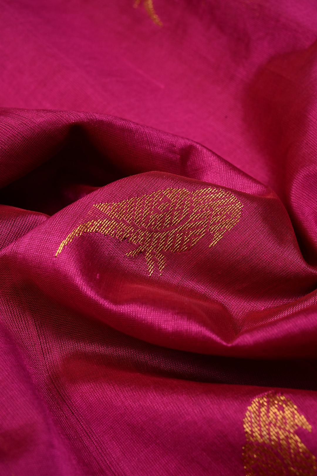 Rani Pink Kanchi Silk Cotton Handloom Saree with Birds Zari Buttas and Mango Zari Border | SHOBITAM