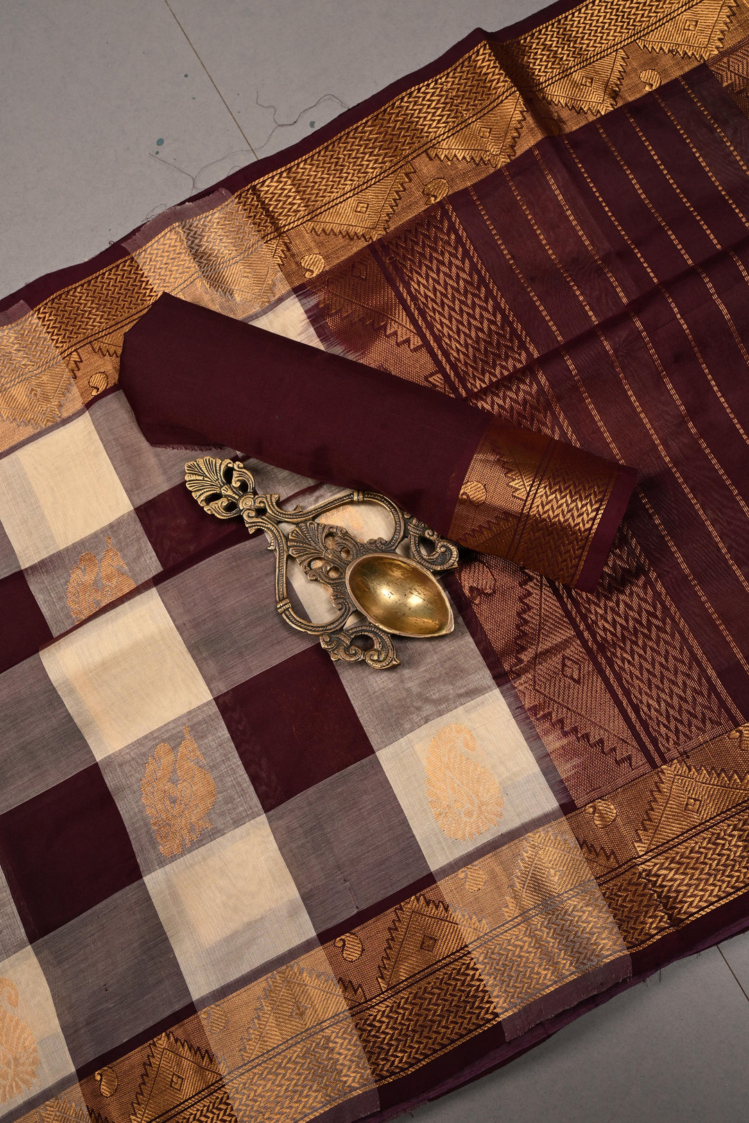 Ivory-Betel Nut Brown Palum Pazhamum Kanchi Silk Cotton Saree with Zari Buttas and Zari Border | SHOBITAM