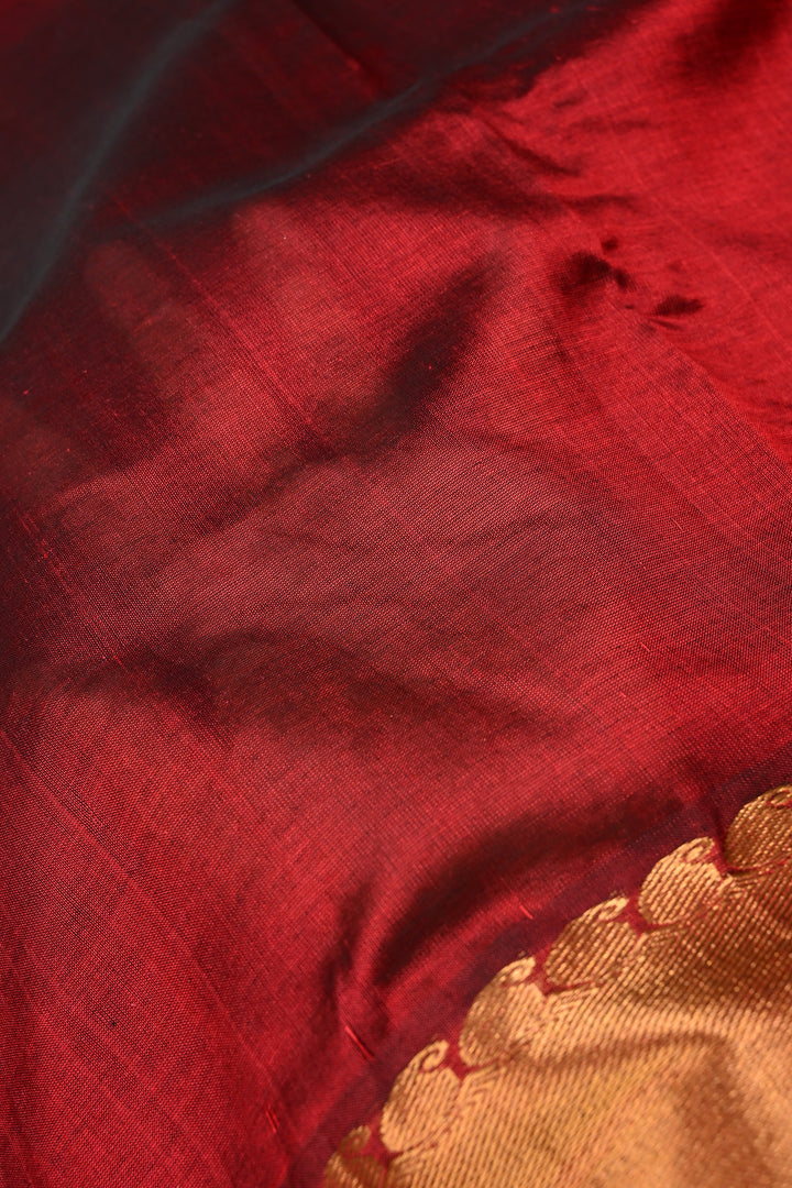 Maroon-Black Dual Tone Kanchi Silk Cotton Handloom Saree with Paisley Tissue Zari Border | SHOBITAM