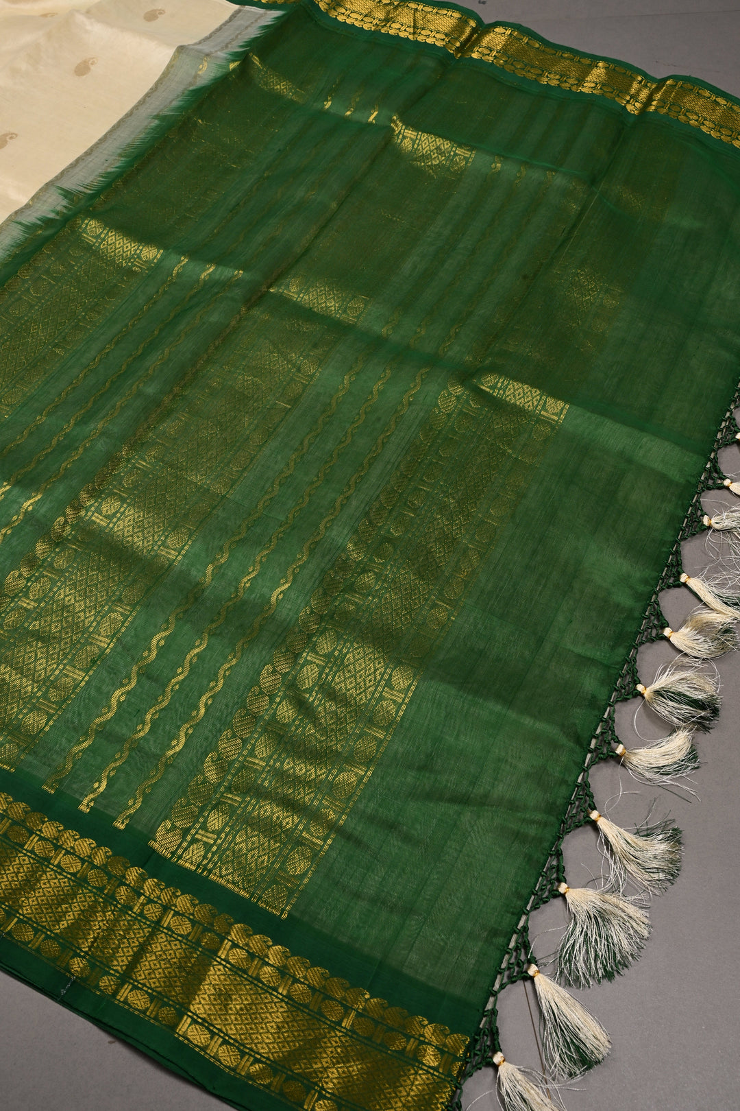 Ivory Kanchi Silk Cotton 100% Handloom Saree with Paisley Zari Buttas and Contrast Zari Border | SHOBITAM