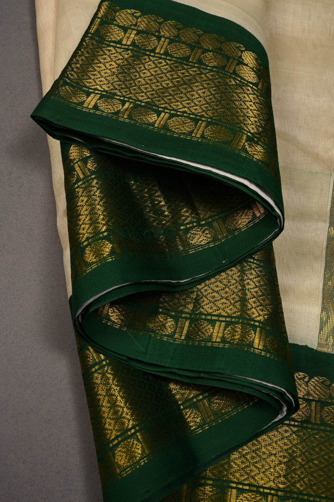 Ivory Kanchi Silk Cotton 100% Handloom Saree with Paisley Zari Buttas and Contrast Zari Border | SHOBITAM