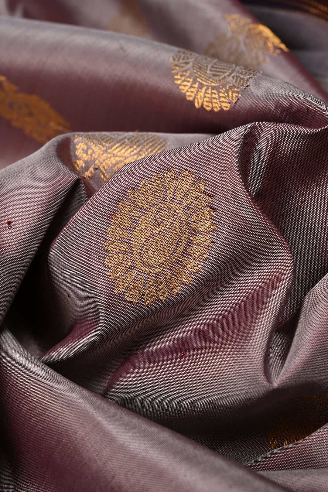 Gray Dual Tone Pure Gadwal Silk Saree with Zari Buttas and Contrast Wide Zari Border | SILK MARK CERTIFIED | SHOBITAM