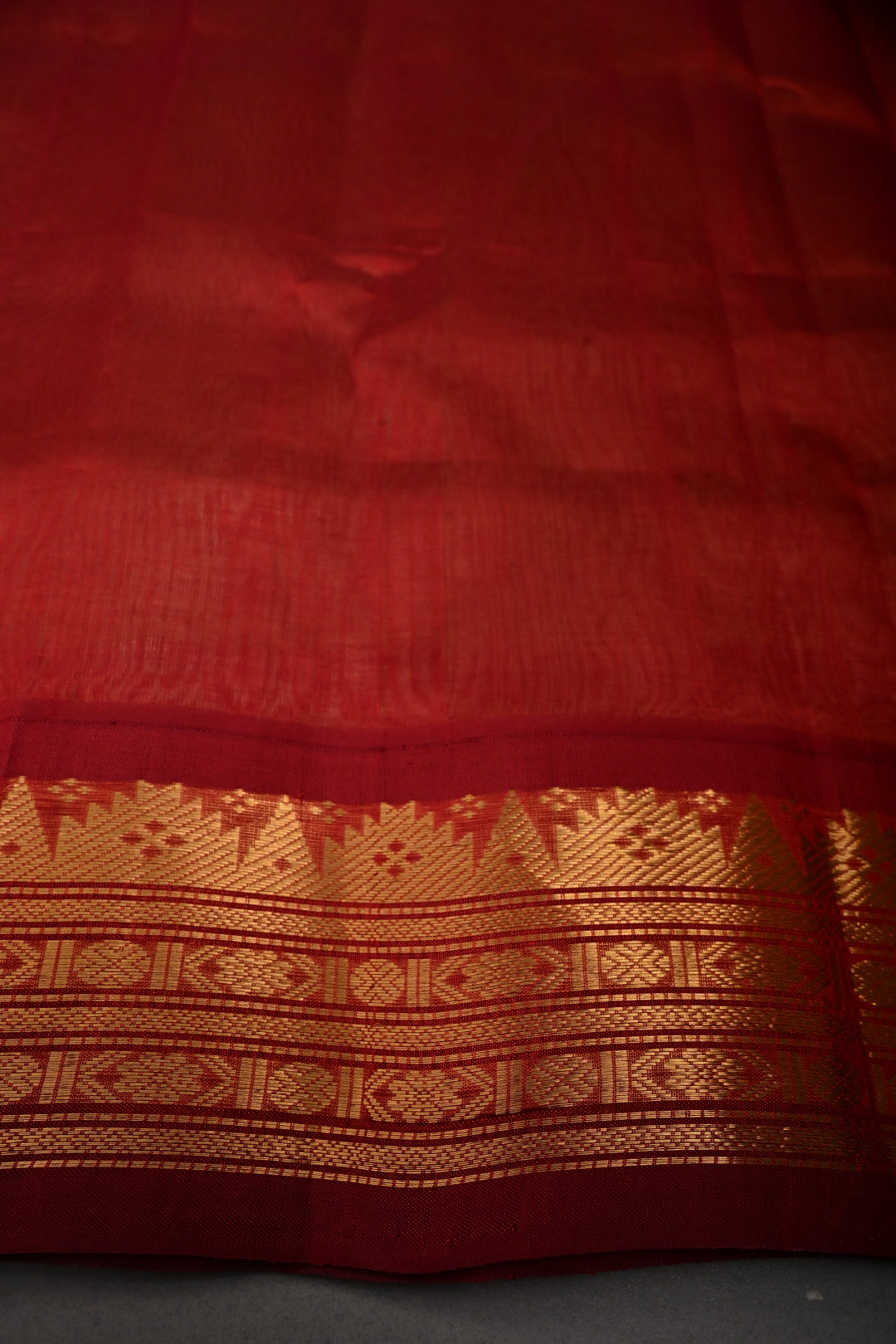 Pista Green Koravi Kanchi Silk Cotton 100% Handloom Saree with Contrast Zari Border | SHOBITAM