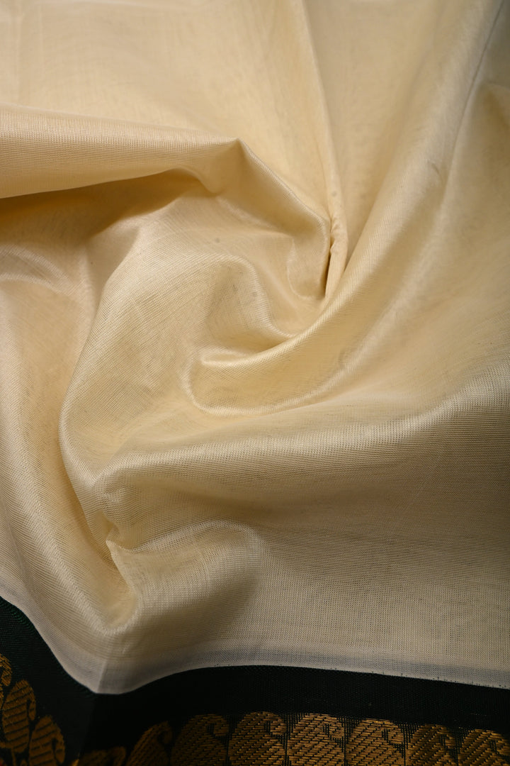 Off White Koravi Kanchi Silk Cotton 100% Handloom Saree with Contrast Zari Border | SHOBITAM