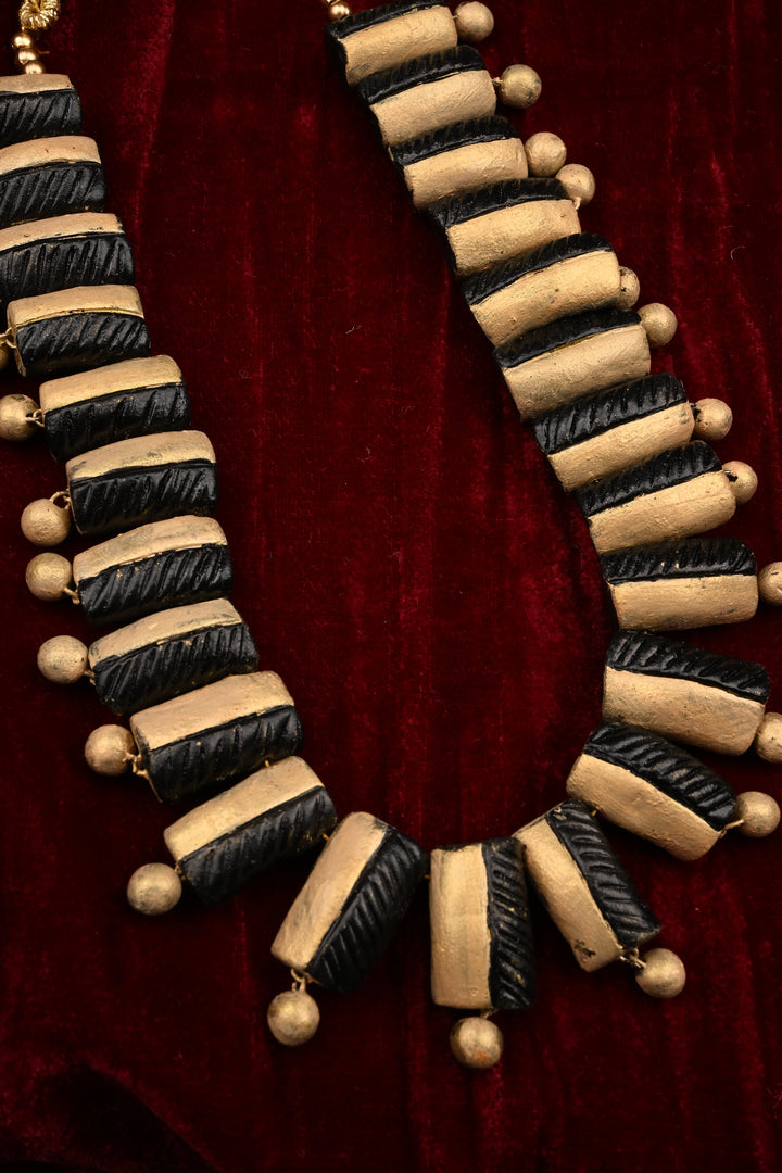 Terracotta Handmade Black And Beige Statement Jewelry Set| SHOBITAM