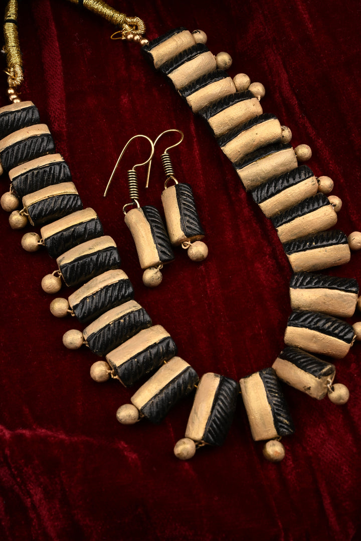 Terracotta Handmade Black And Beige Statement Jewelry Set| SHOBITAM