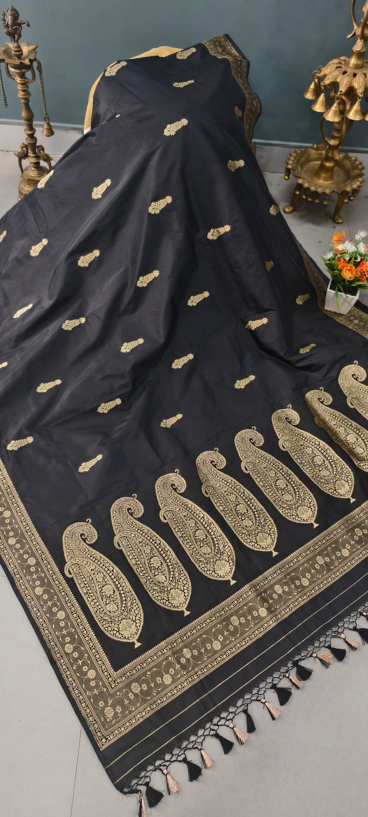 Black Banarasi Katan Silk Saree with Meenakari Zari Buttas and Minimal Zari Border | SILK MARK CERTIFIED | SHOBITAM