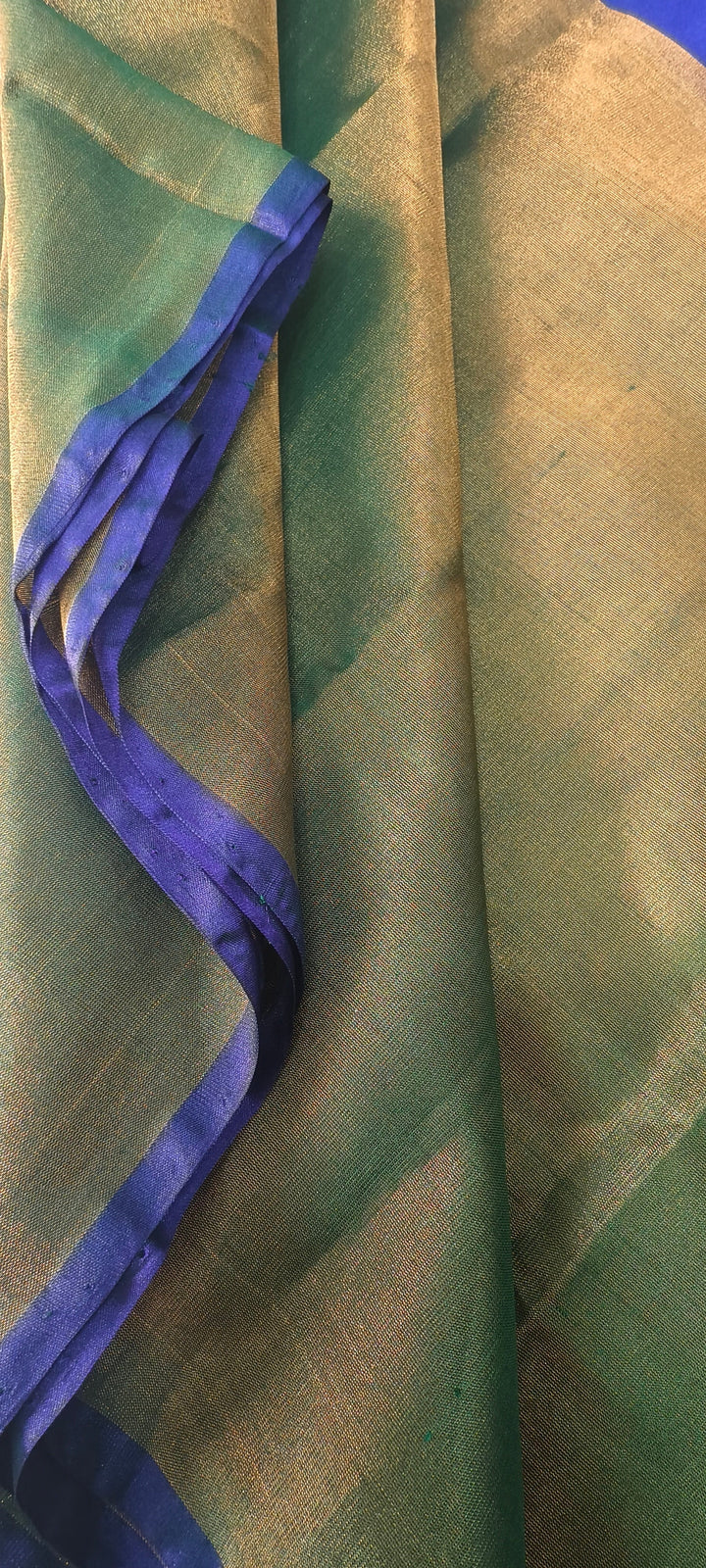 Peacock Blue-Purple Dual tone Uppada Handloom Silk Saree with Green Contrast half Tissue Border | SILK MARK CERTIFIED | SHOBITAM