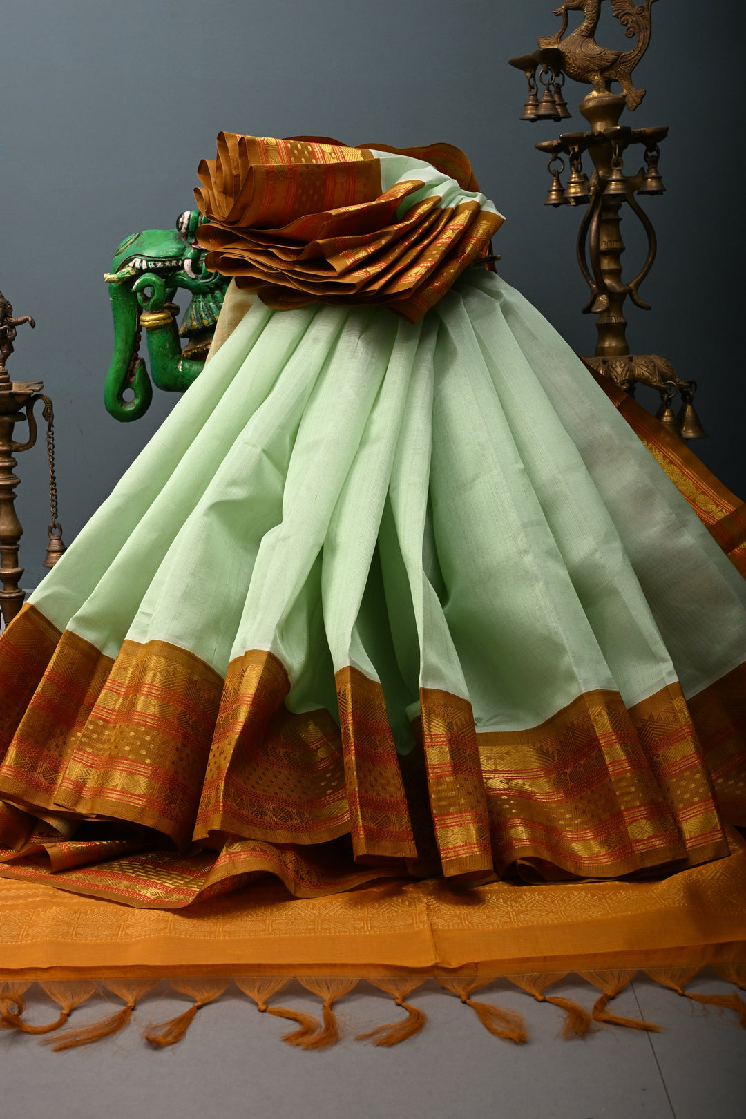 Mint Green Koravi Kanchi Silk Cotton 100% Handloom Saree with Contrast Zari Border | SHOBITAM