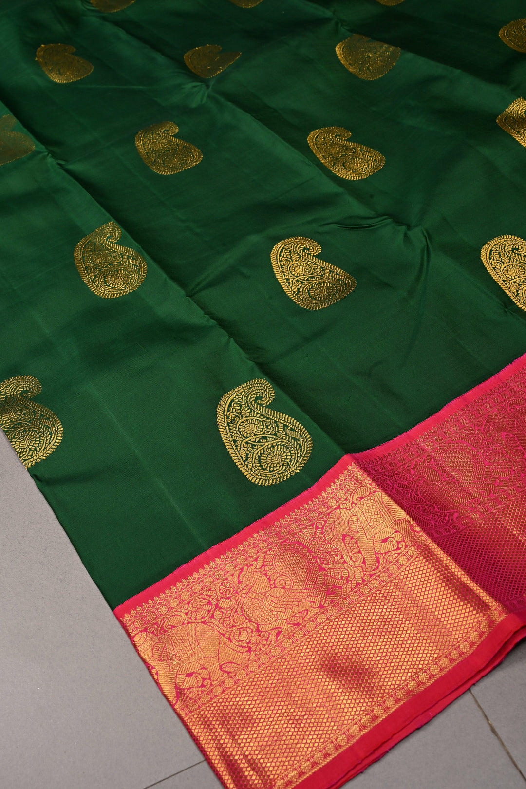 Emerald Green Korvai Kanjivaram Pure Silk Saree with Paisley Zari Buttas and Contrast Zari Border | SILK MARK CERTIFIED | SHOBITAM