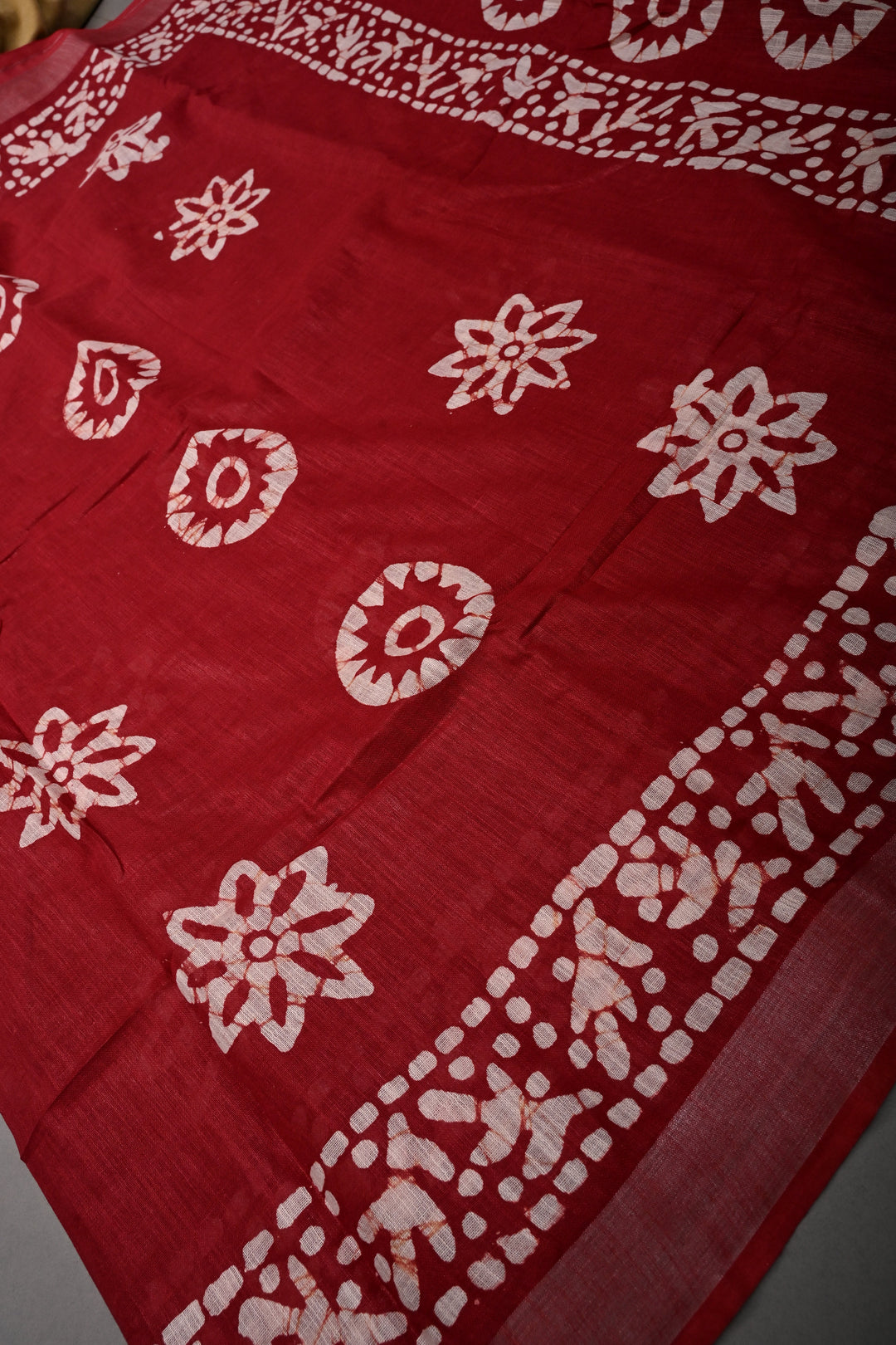 Blood Red Bhagalpuri Mercerized Cotton Slub Unique Batik Print Saree | SHOBITAM