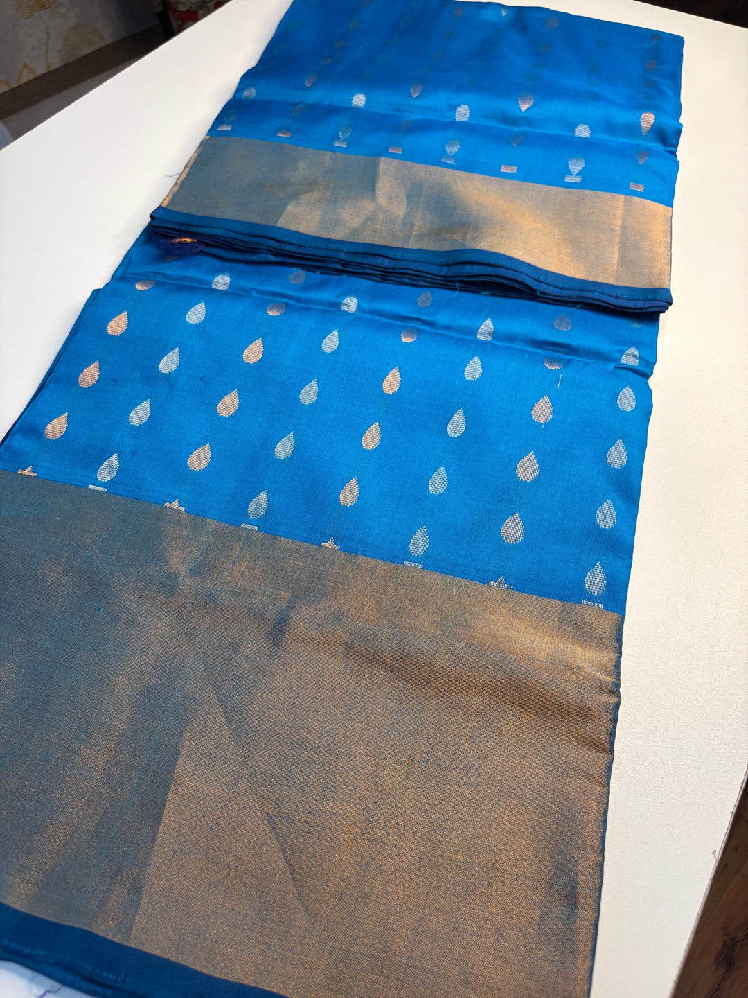 Nilambari - Handwoven Uppada Silk Saree | SILK MARK CERTIFIED | SHOBITAM