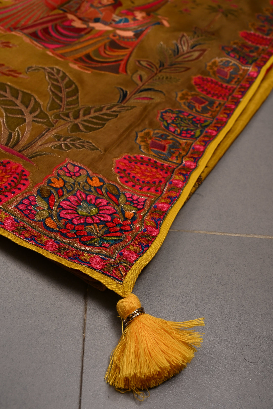 Borderless Methi Yellow Vegan Viscose Silk Saree with Shikargah Floral Motif | SHOBITAM