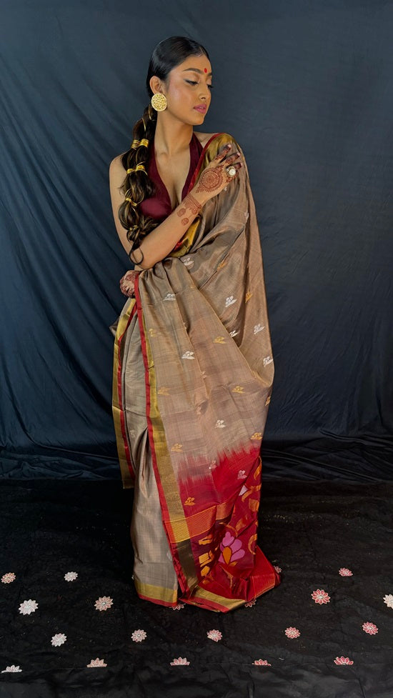 Myra - Handwoven Jamdani Silk Saree  | SILK MARK CERTIFIED | SHOBITAM