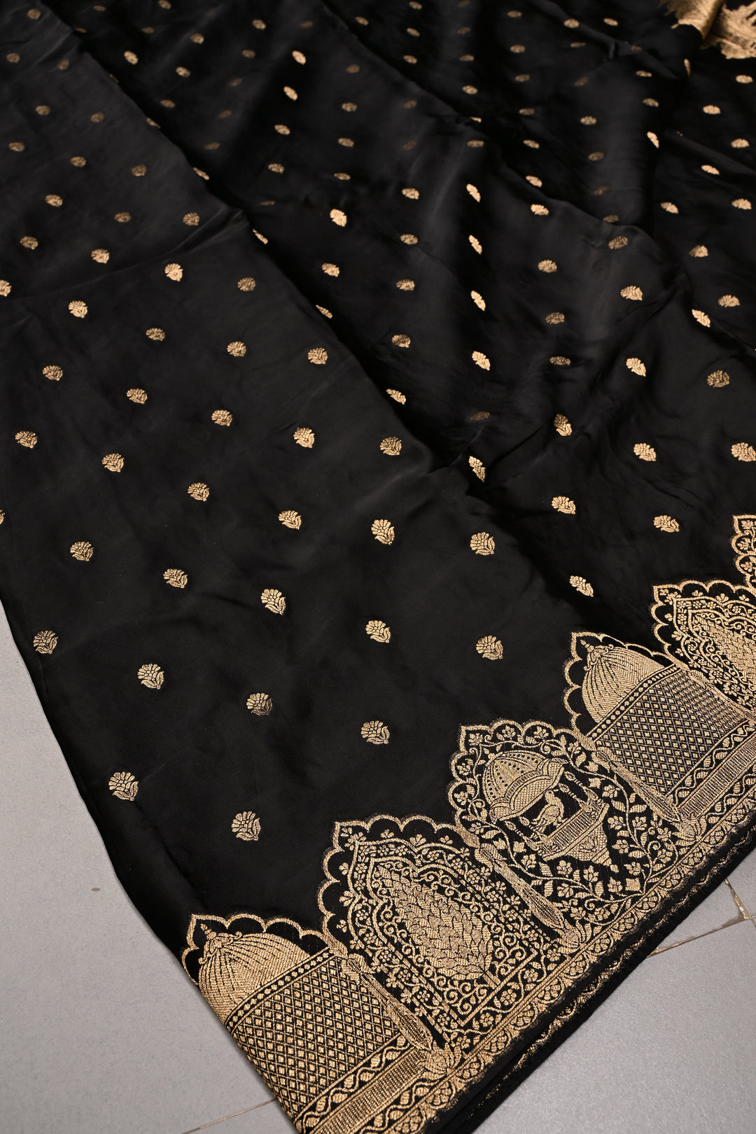 Black Vegan Viscose Silk Saree with  Flower butta and Zari  Border | SHOBITAM