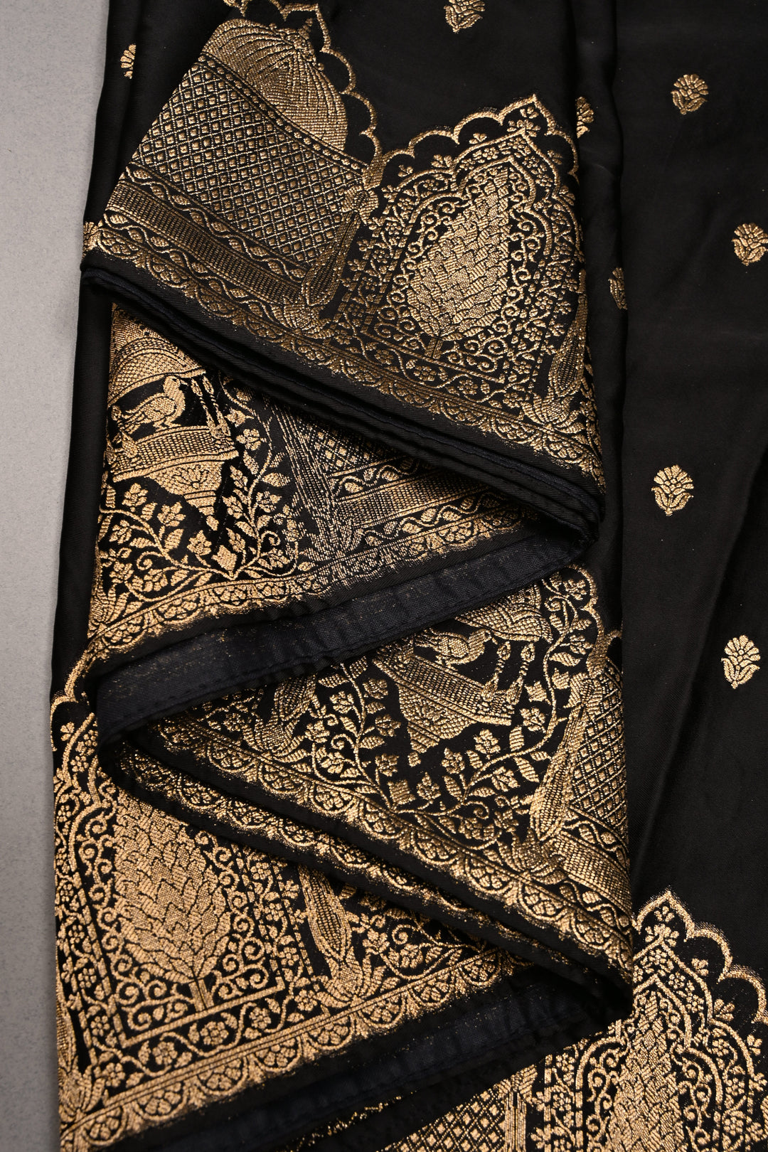Black Vegan Viscose Silk Saree with  Flower butta and Zari  Border | SHOBITAM