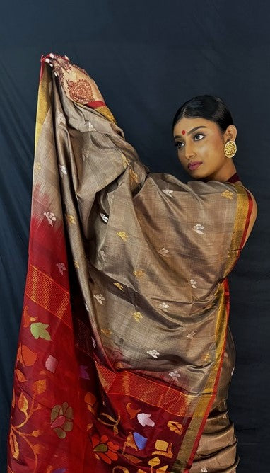 Myra - Handwoven Jamdani Silk Saree  | SILK MARK CERTIFIED | SHOBITAM