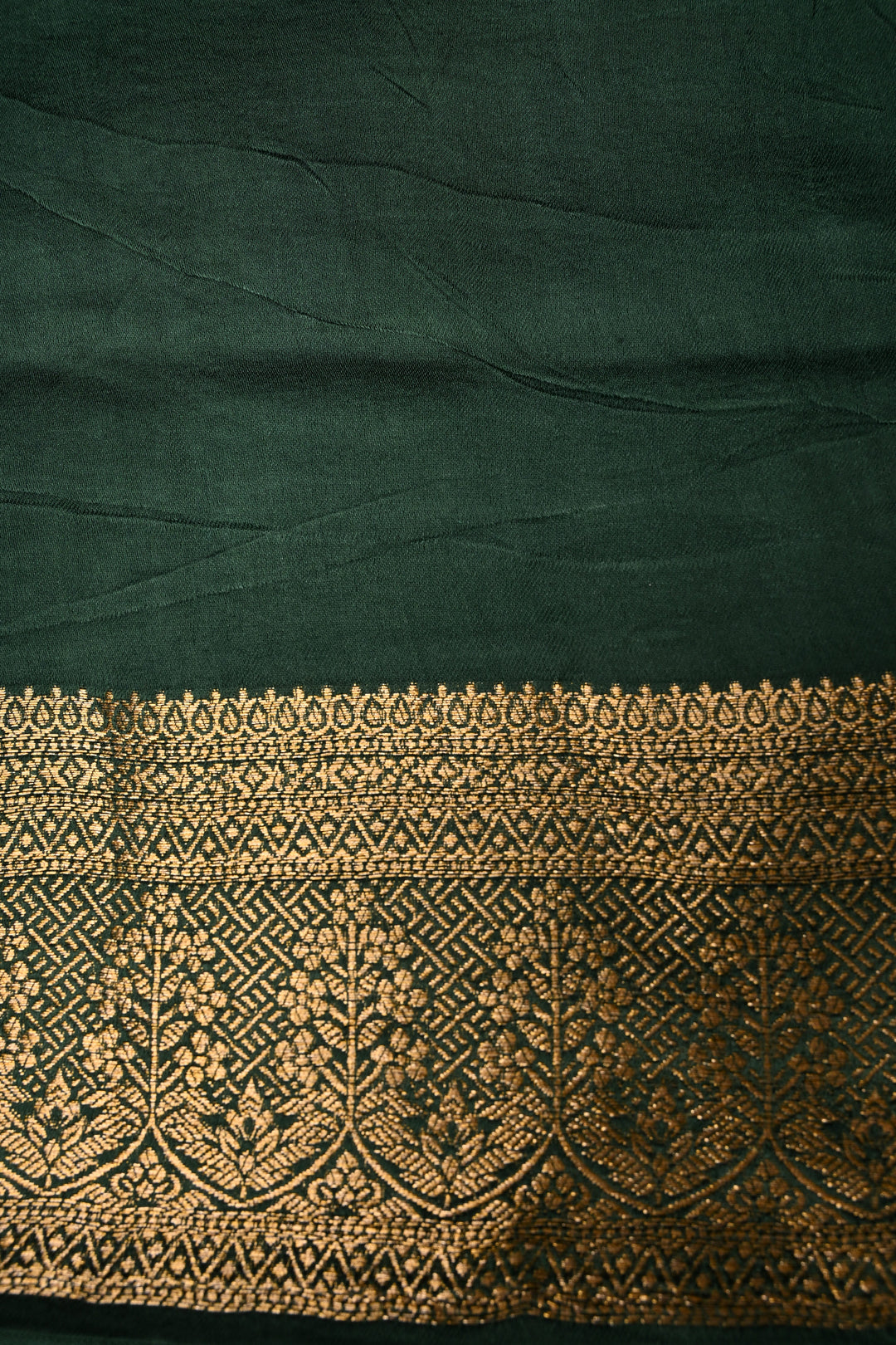 Green Vegan Viscose Silk Saree with ornate scalloped Design and Zari Border | SHOBITAM