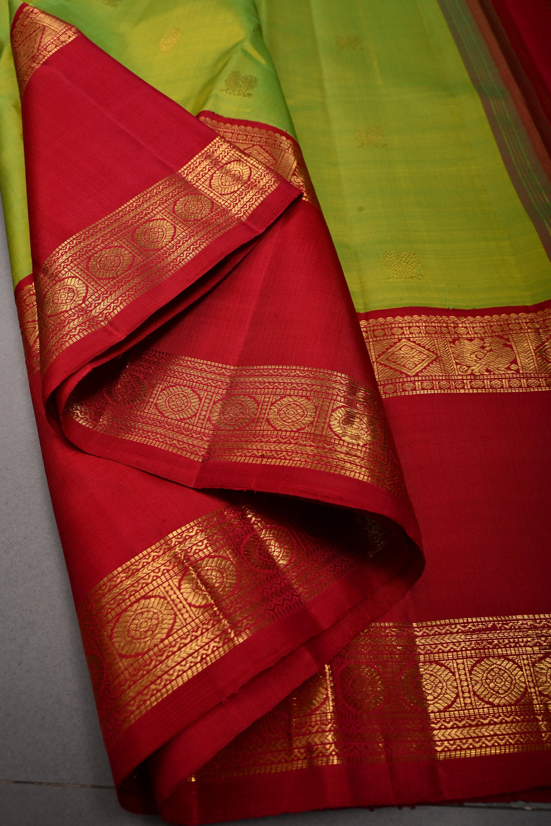 Chartreuse Pure Kanjivaram Silk Saree with Zari Buttas and Contrast Rettaipet Zari Border | SILK MARK CERTIFIED | SHOBITAM