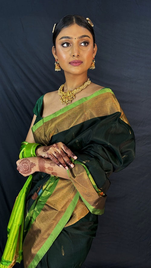 Revathi - Green Handwoven Jamdani Silk Saree | SILK MARK CERTIFIED | SHOBITAM