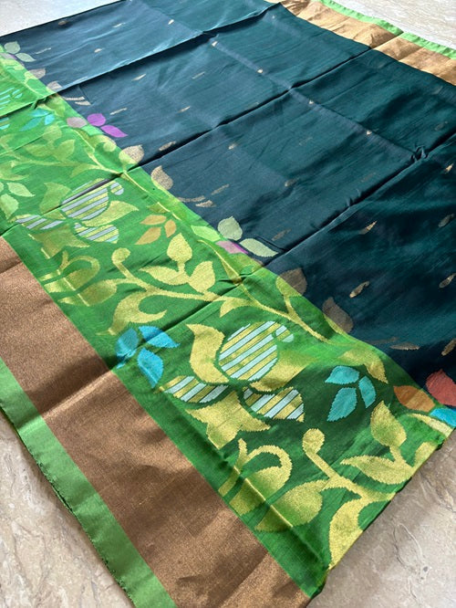 Revathi - Green Handwoven Jamdani Silk Saree | SILK MARK CERTIFIED | SHOBITAM