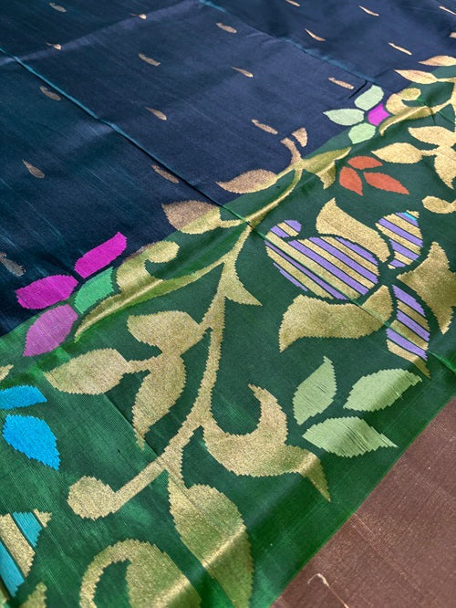 Revathi - Green Handwoven Jamdani Silk Saree | SILK MARK CERTIFIED | SHOBITAM
