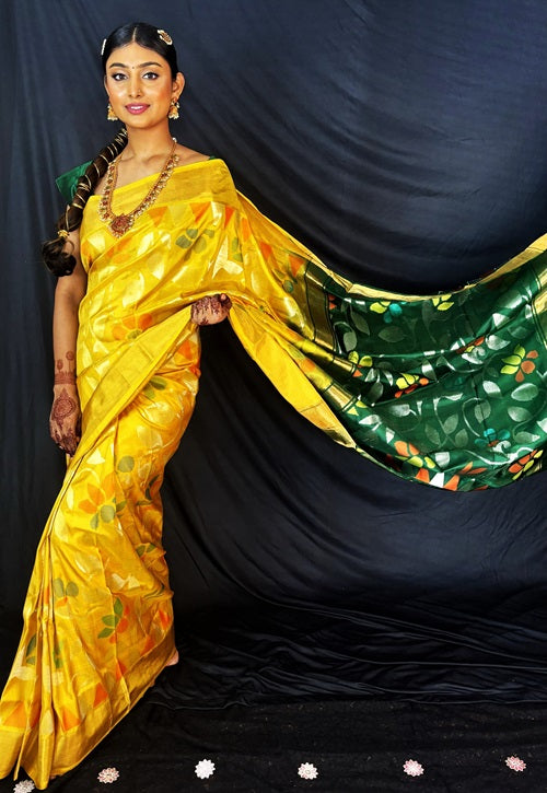 EkaParnika - Yellow Handwoven Jamdani Silk Saree | SILK MARK CERTIFIED | SHOBITAM