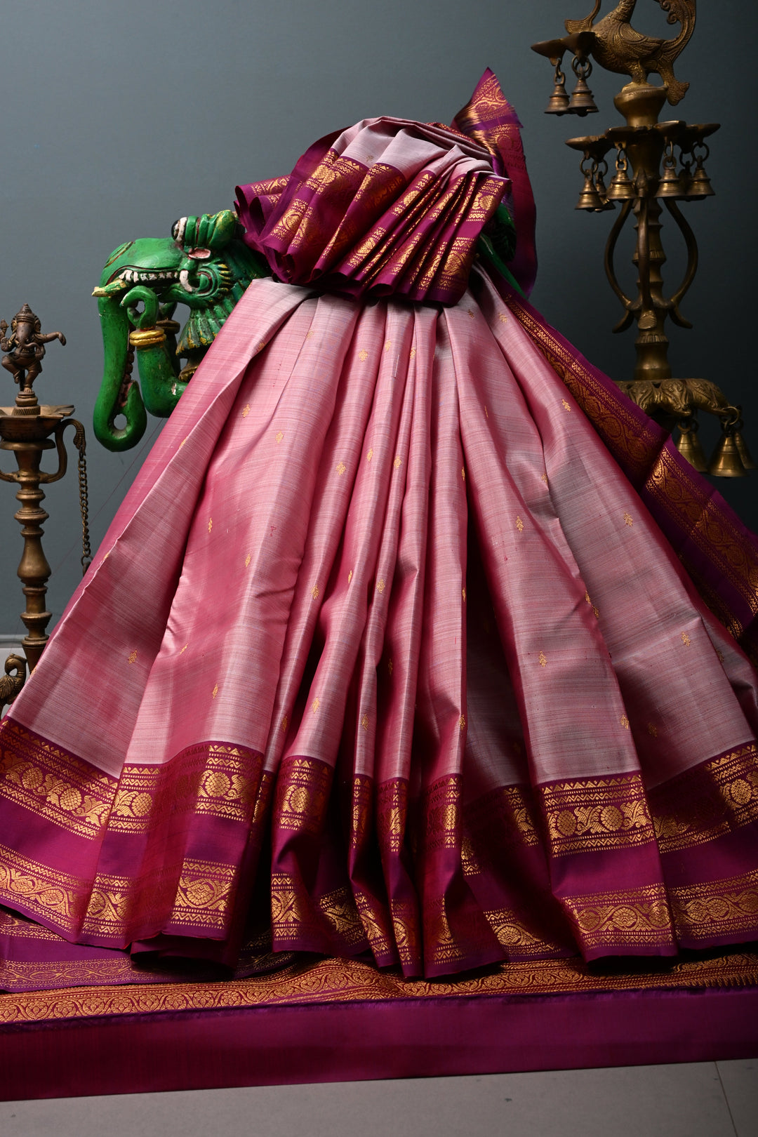 Dusty Mauve Pure Gadwal Silk Saree with Zari Buttis and Contrast Rettaipet Zari Border | SILK MARK CERTIFIED |SHOBITAM