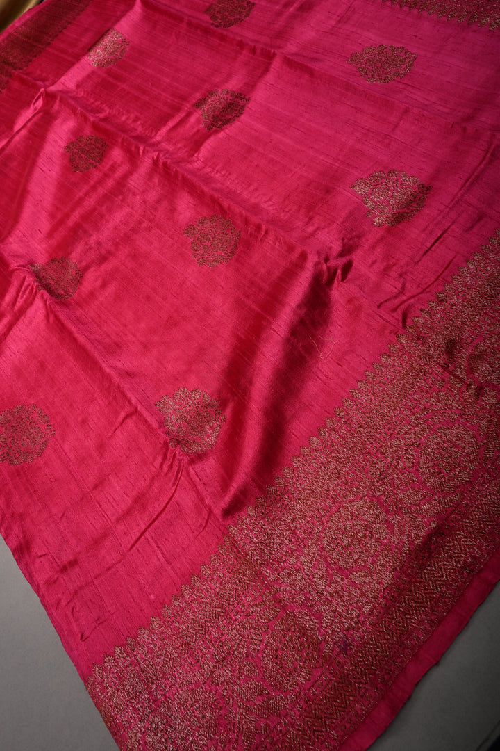 Magenta Banarasi Raw Silk Saree with Antique Floral Zari Buttas and Zari Border | SILK MARK CERTIFIED | SHOBITAM (Copy)