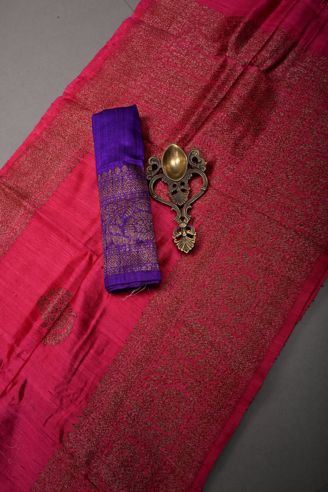 Magenta Banarasi Raw Silk Saree with Antique Floral Zari Buttas and Zari Border | SILK MARK CERTIFIED | SHOBITAM (Copy)