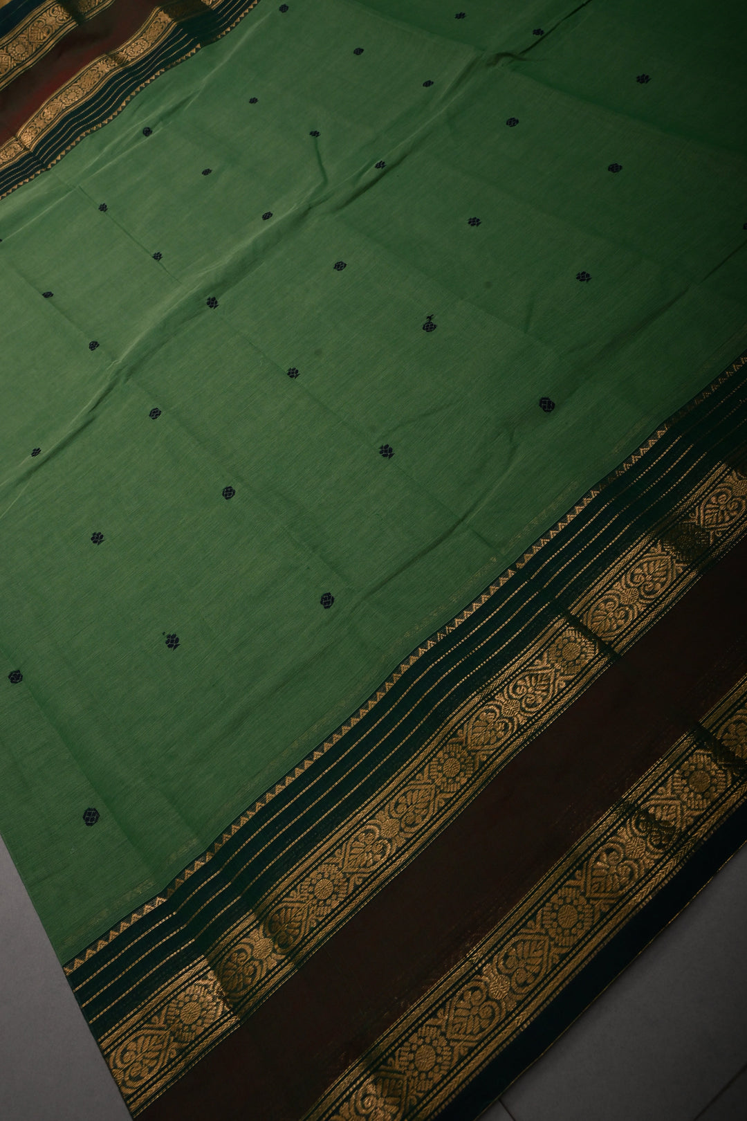 Green Kanchi Cotton Saree with Thread Buttas and Zari Borders | SHOBITAM