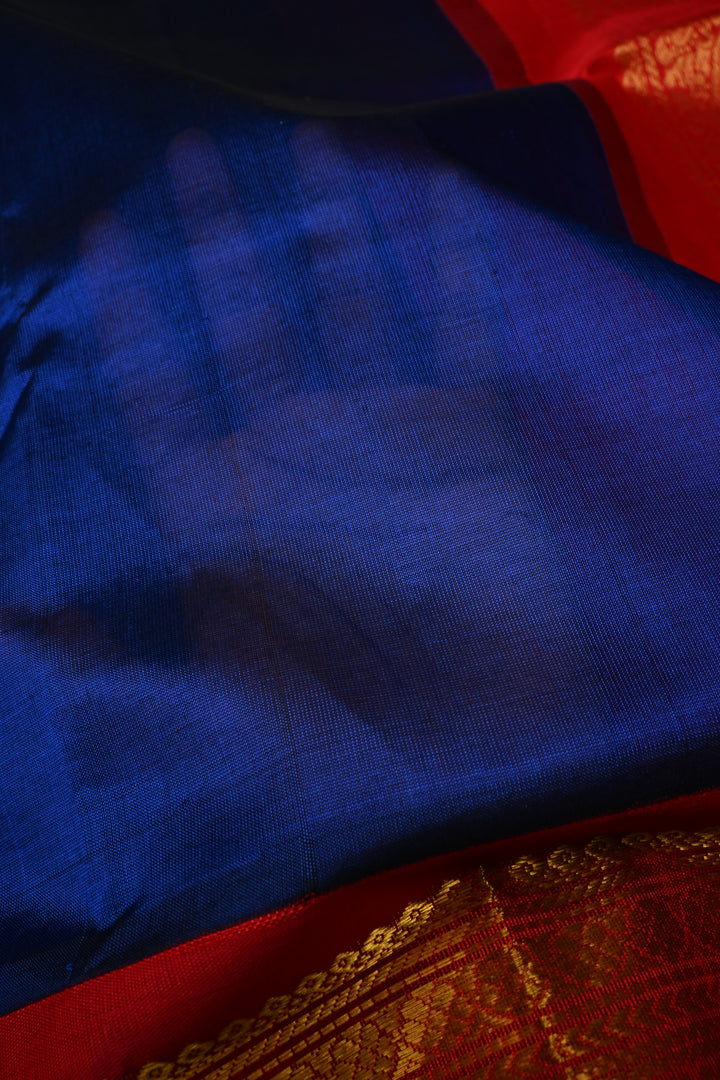 Sapphion Blue Korvai Kanchi Silk Cotton Handloom Saree with Checks Pattern and Contrast Zari Border